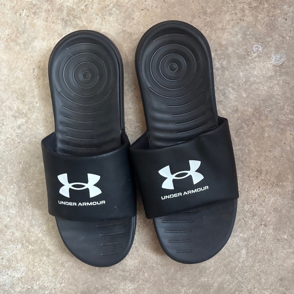 Men’s sandals (never worn)